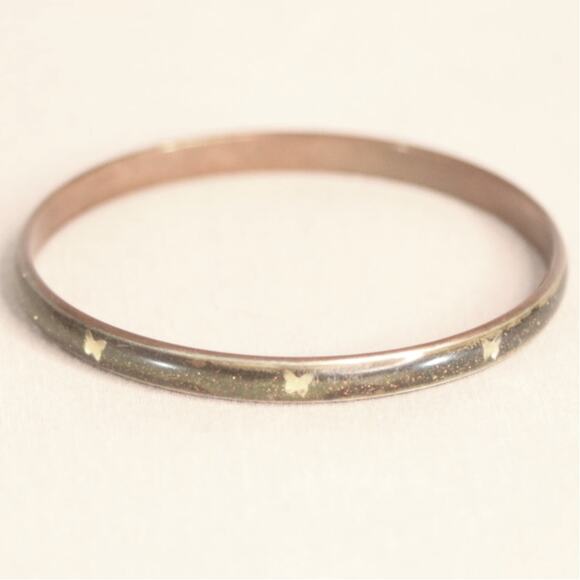 Shimmery Green Enamel Brass Bangle Bracelet With Butterflies - Picture 9 of 10